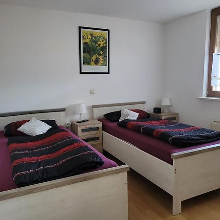 Ferienwohnung Fam.Lutz Knittelsheim Esterno foto
